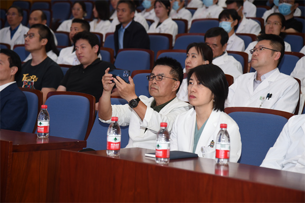 JCC_0754.jpg JCC_0754.jpg