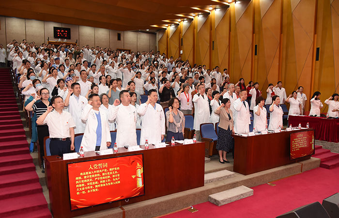 JCC_1808.jpg JCC_1808.jpg